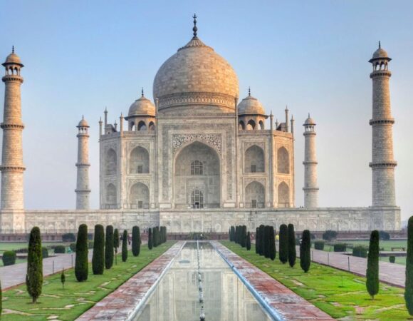 8 Must-See Historical Places in India to Visit in 2024